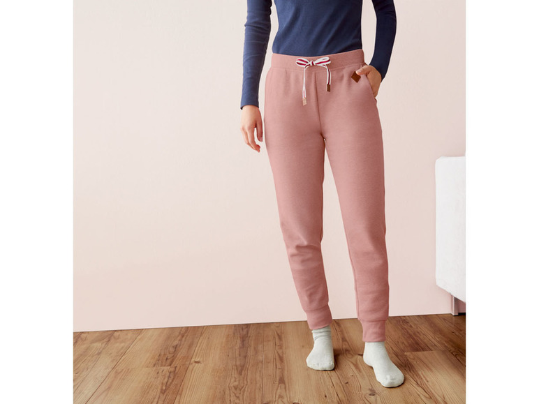 Pełny ekran: esmara Spodnie dresowe damskie soft touch - zdjęcie 21