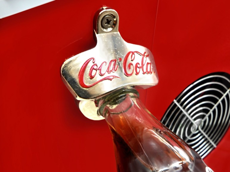 Kostkarka do lodu Coca Cola SEB-14CC