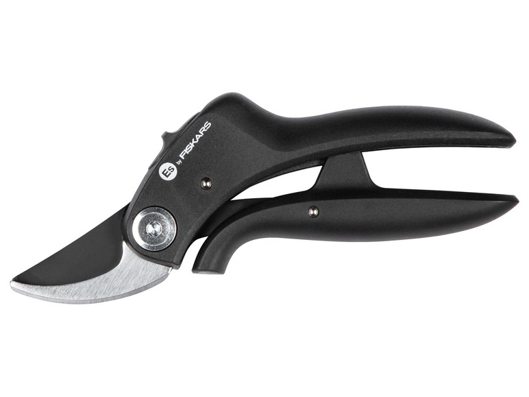 Czarne sekatory Fiskars