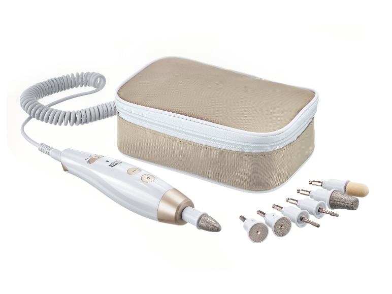 Zestaw do manicure i pedicure z pilnikiem elektrycznym i różnymi nasadkami w beżowym etui.