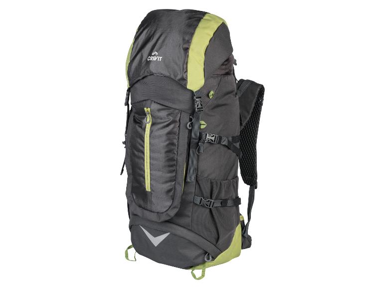 Szary i oliwkowy plecak Crivit do trekkingu.