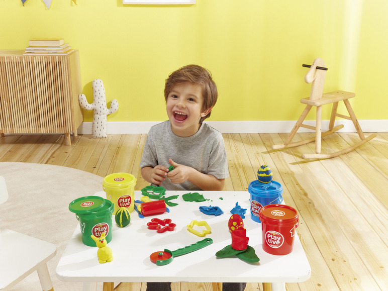 Pełny ekran: Playtive 4-kolorowy zestaw masy plastycznej, z wieloma akcesoriami - zdjęcie 2