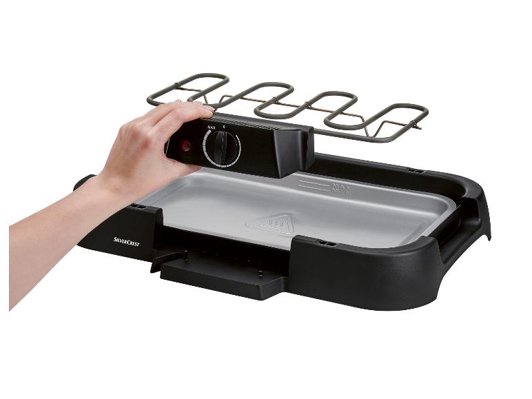 Grill i płyta grzewcza SilverCrest z widocznymi grzałkami.