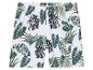 Krótkie spodenki dziecięce z tropikalnym wzorem: zielone i białe liście palmowe.