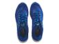 Niebieskie buty sportowe Crivit.