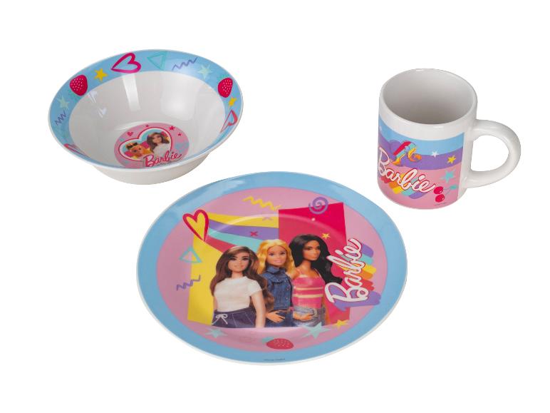 Zestaw naczyń Barbie z talerzem, miską i kubkiem, z postaciami i kolorowymi wzorami.