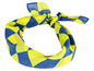 Żółto-niebieska bandana w kratę.