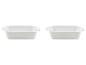 Dwie białe formy do zapiekania z uchwytami.