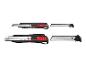 Noże introligatorskie z zapasowymi ostrzami, jeden z wysuniętym, drugi ze schowanym ostrzem.