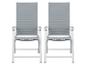 Dwa szare składane krzesła ogrodowe z białymi ramami.