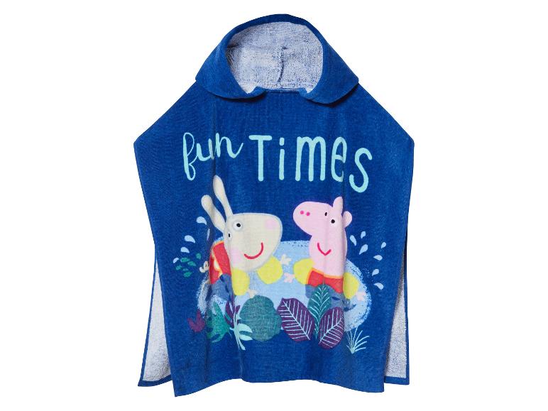 Niebieski szlafrok kąpielowy z Peppa Pig i przyjaciółmi.