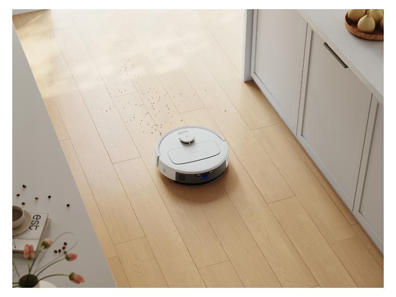 Robot sprzątający Deebot na drewnianej podłodze.