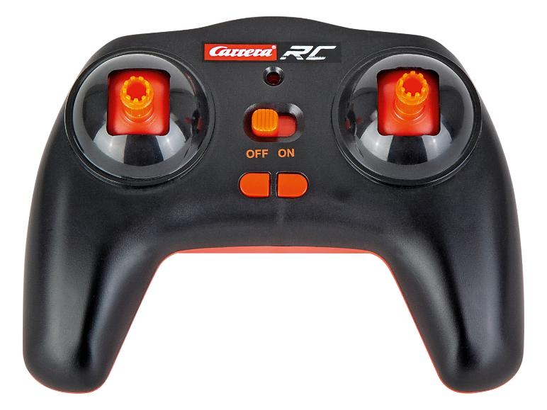 Czarny pilot Carrera RC z pomarańczowymi przyciskami i joystickami.