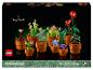Zestaw LEGO Botanicals Tiny Plants z dziewięcioma różnymi roślinami do zbudowania w doniczkach.