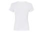 Biały t-shirt z krótkim rękawem.