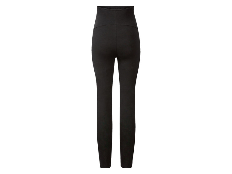 Czarne legginsy damskie.
