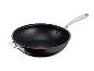 Wok Tefal Jamie Oliver: powłoka nieprzywierająca, uchwyt ze stali nierdzewnej.