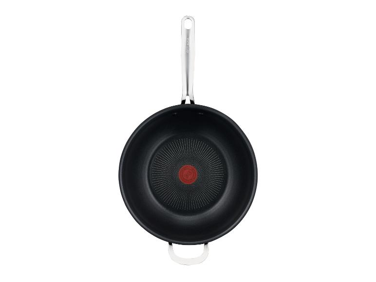 Patelnia Jamie Oliver Tefal, czarna, z rączką ze stali nierdzewnej.