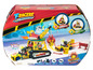 Zestaw T-Racers Turbo Crane Challenge z samochodem, dźwigiem i akcesoriami.