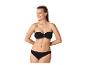 Uśmiechnięta kobieta w czarnym bikini bandeau o strukturze plastra miodu.