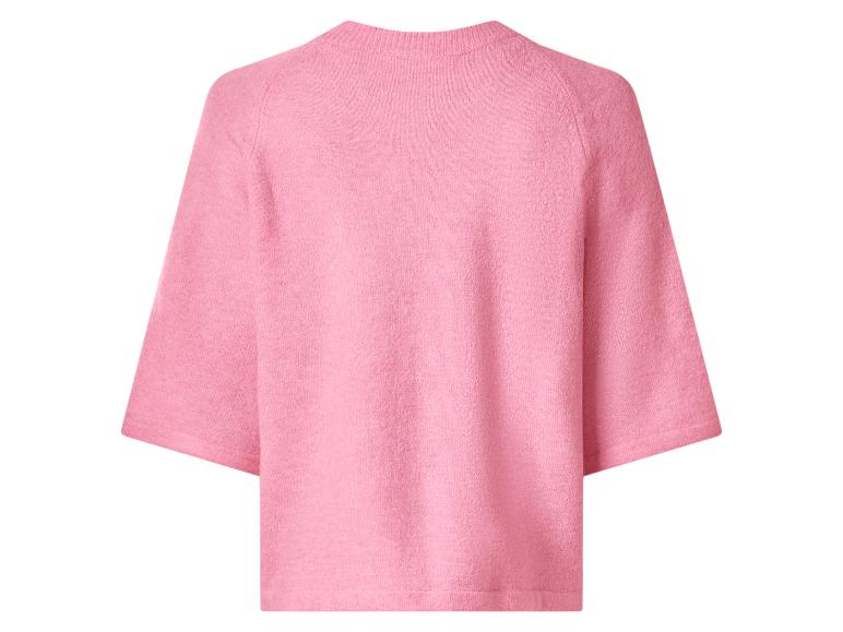 Różowy sweter z dzianiny z raglanowymi rękawami i okrągłym dekoltem.
