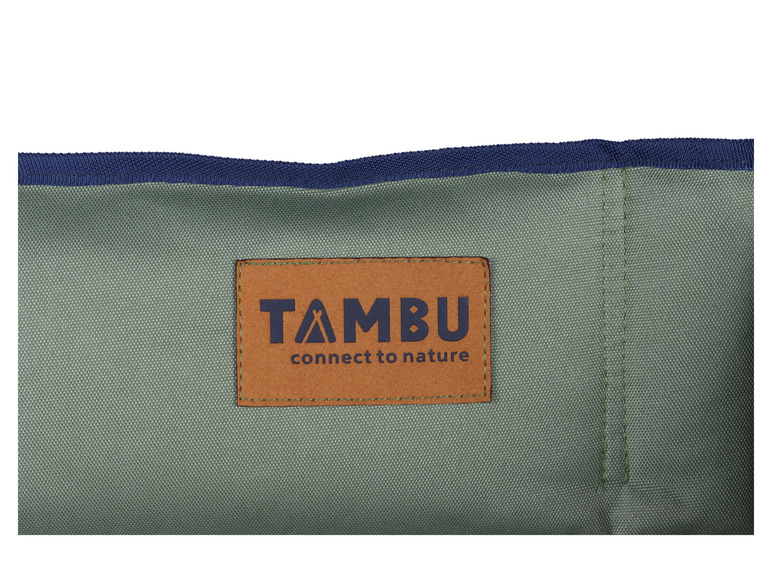 Szczegół zielonego produktu Tambu z niebieską krawędzią.