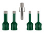 Cztery zielone wiertła diamentowe z adapterem śrubowym.
