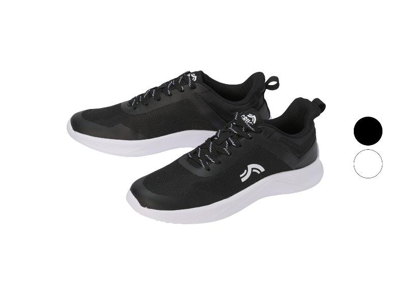 Czarne sneakersy z białą podeszwą i sznurówkami, z logo z boku