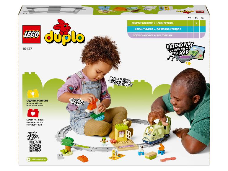 Pudełko LEGO Duplo z dzieckiem i dorosłym bawiącymi się pociągiem i klockami.