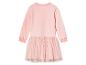 Różowa sukienka dla dziewczynki z długimi rękawami i tiulową spódnicą.