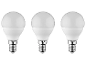 Trzy żarówki LED z gwintem E14.