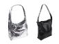 Dwie skórzane torby: srebrna i czarna.