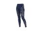 Granatowe legginsy treningowe w pionowe i poziome paski.