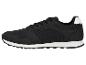 Czarne sneakersy z białą podeszwą i sznurowadłami
