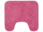 Różowa mata łazienkowa z wycięciem w kształcie litery U.