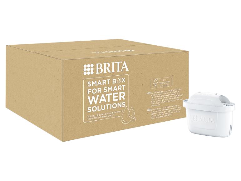 Karton BRITA Smart Box z filtrem do wody, promujący zrównoważone rozwiązania.