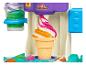 Maszyna do lodów Play-Doh z kolorową masą plastyczną w wafelku.