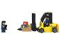 Minifigurki Lego Lidl: żółty wózek widłowy z kierowcą i kobieta z tabletem.