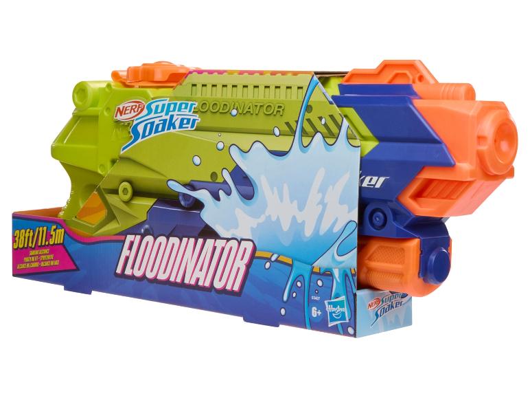 Zielono-niebieski pistolet na wodę w opakowaniu, z napisem „FLOODINATOR” i zasięgiem 38ft/11.5m.