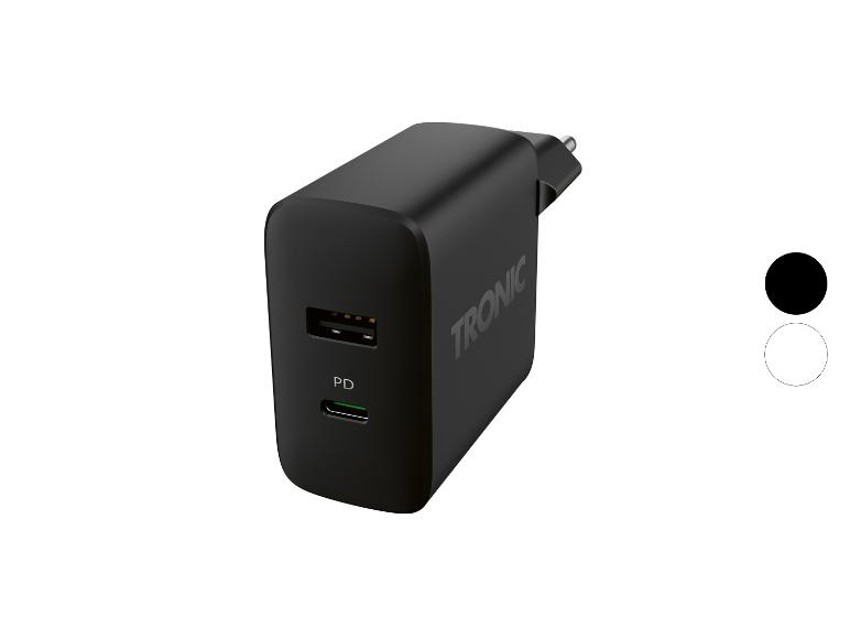 Ładowarka TRONIC z dwoma portami USB-C i USB-A.