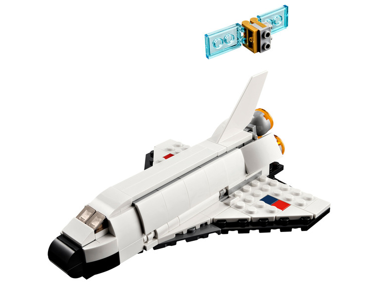 LEGO wahadłowiec kosmiczny z satelitą.