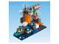 Kolorowy zestaw LEGO Minecraft z blokiem TNT, wodą i różnymi elementami terenu.