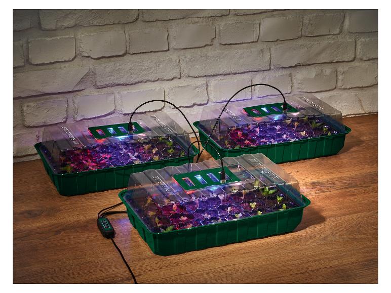 Trzy mini szklarnie PARKISDE z lampami LED do uprawy i regulatorem temperatury.