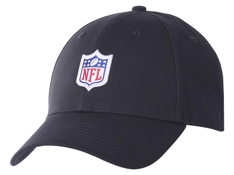 Czarna czapka z daszkiem z logo NFL