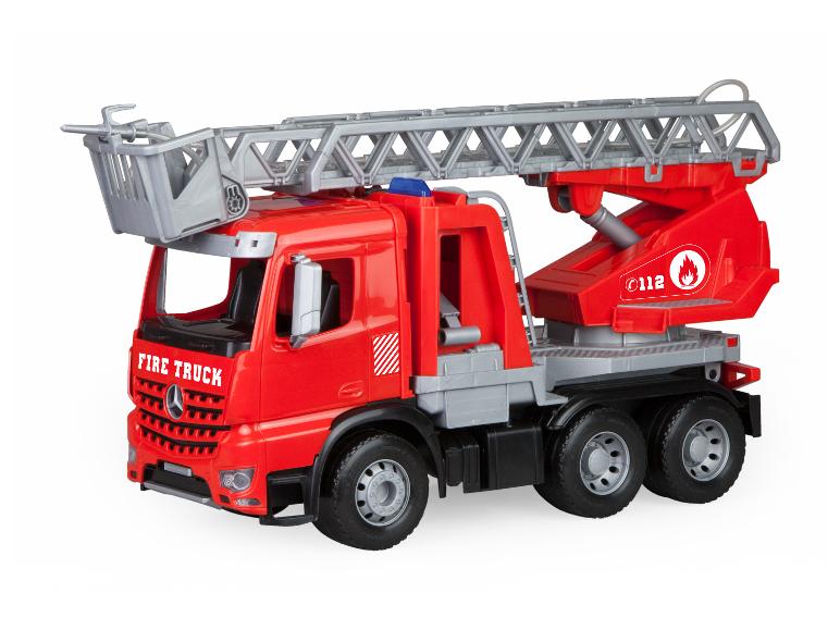 Czerwony plastikowy samochód strażacki z drabiną