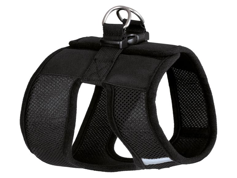 Czarna, wygodna i oddychająca uprząż dla psa.