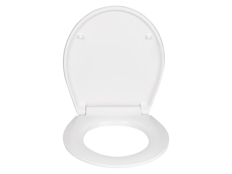 Biała, ceramiczna deska sedesowa.