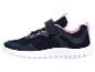 Dziecięce sneakersy w kolorze granatowym z różowymi detalami i białą podeszwą.