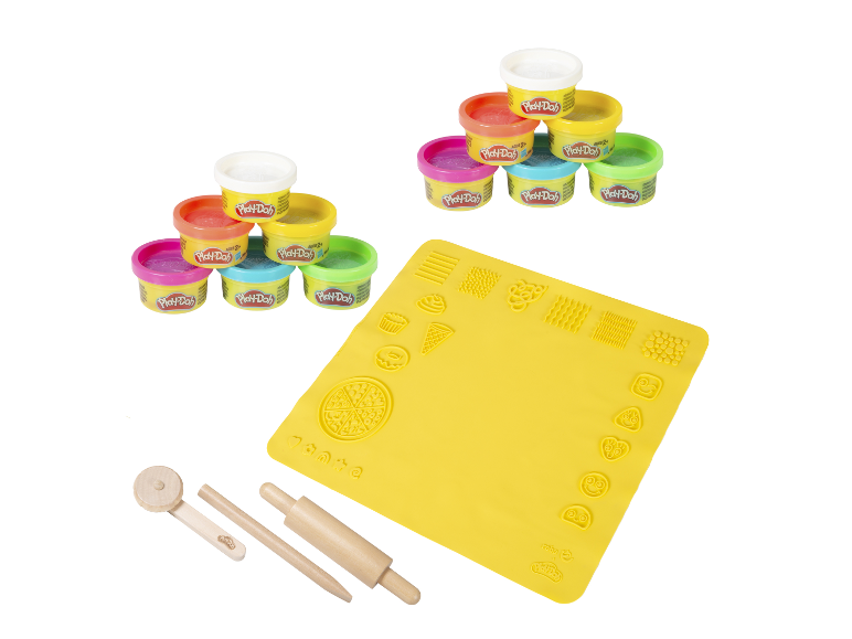 Zestaw do modelowania Play-Doh z matą do formowania i narzędziami.