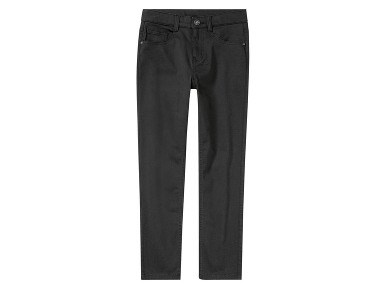 Czarne dżinsy dla chłopców.